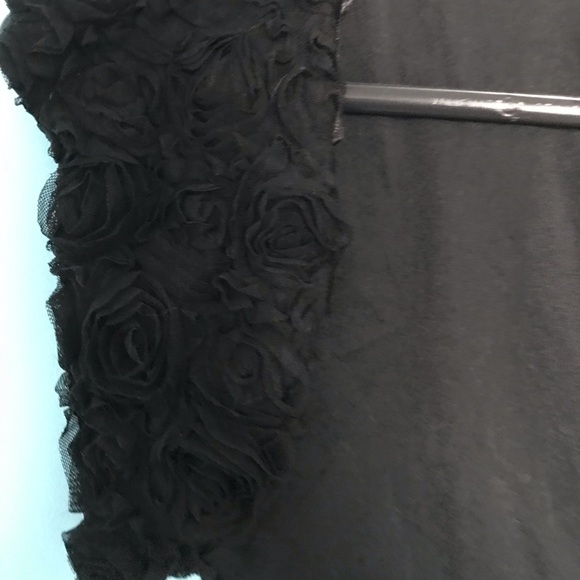 NWOT ORSAY Evening shrug with mesh roses - Picture 4 of 7